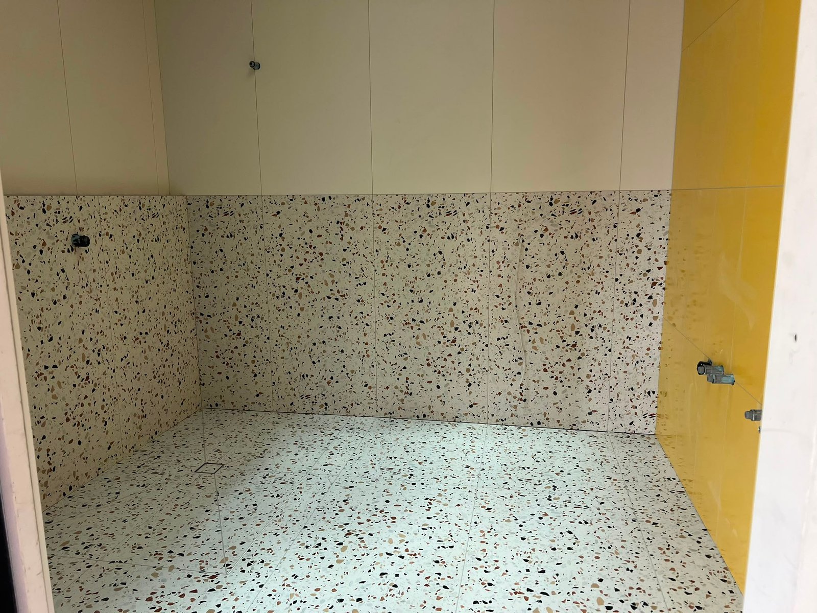 Professional marble installation by Bravo Tiling